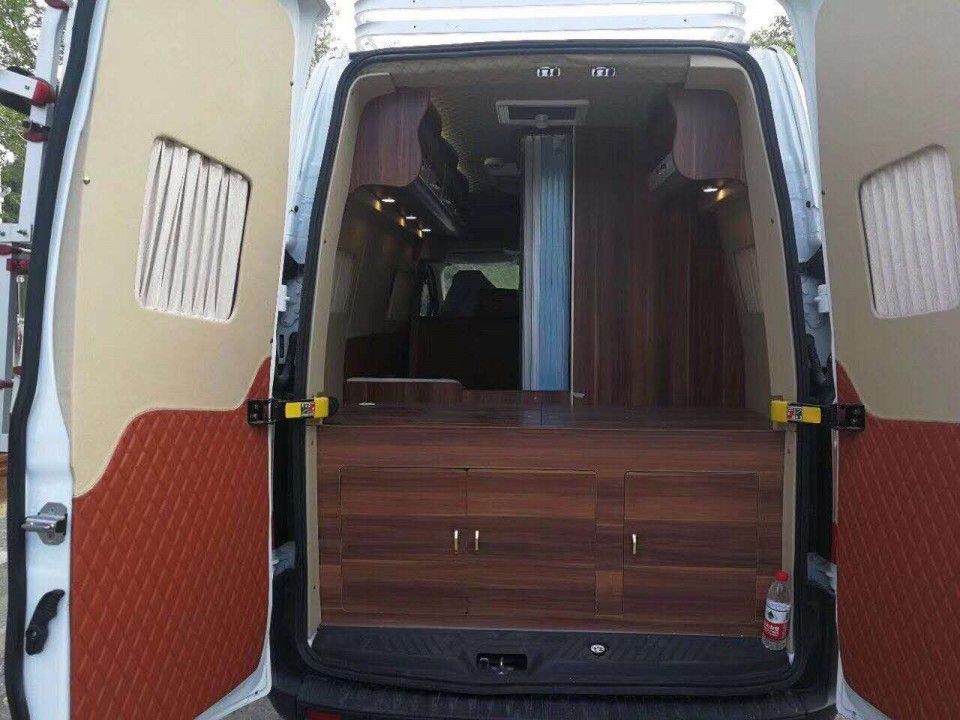 B型房車 全順房車 國產(chǎn)房車報(bào)價(jià)15271321777