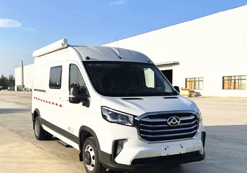 上汽大通流動(dòng)牙科服務(wù)車