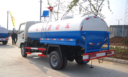  �|�L(f��ng)���𿨾G������܇ 